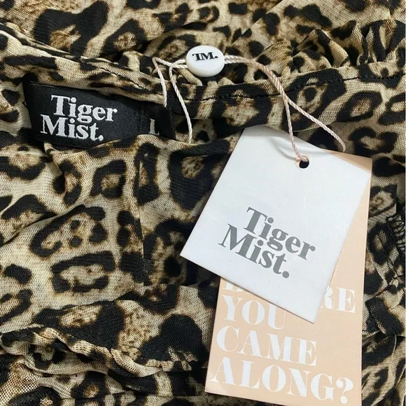 🆕Tiger Mist - Toronto leopard print ruched mini dress - Picture 8 of 10
